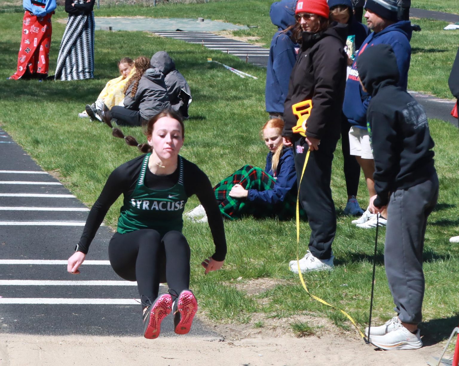 rocket-girls-track-continue-unbeaten-season-syracuse-journal-democrat